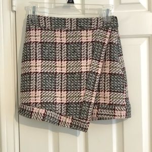 Pink and place plaid skirt